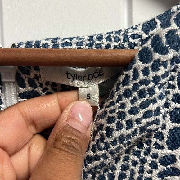 NWT TYLER BOE Women's Blue Reptile Print Long Sleeve Peplum Knit Dress Sz S - Picture 6 of 8